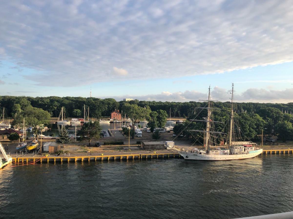 Przedwojenna Kamienica Apartment Swinoujscie Bagian luar foto